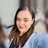 AIKnit Founder & CEO Sophie Richter